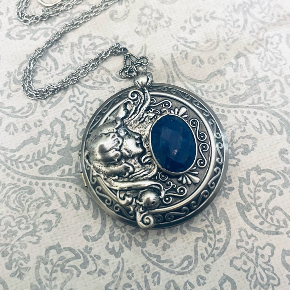 Alchemy Goddess Locket Necklace Gemstone lapis lazuli blue pendant vintageSilver